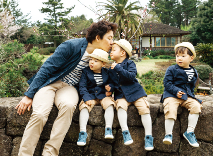 송일국, 7년만에 '슈돌' 귀환…"아내에게 넷째 희망을 밝혔다" 삼둥이 …