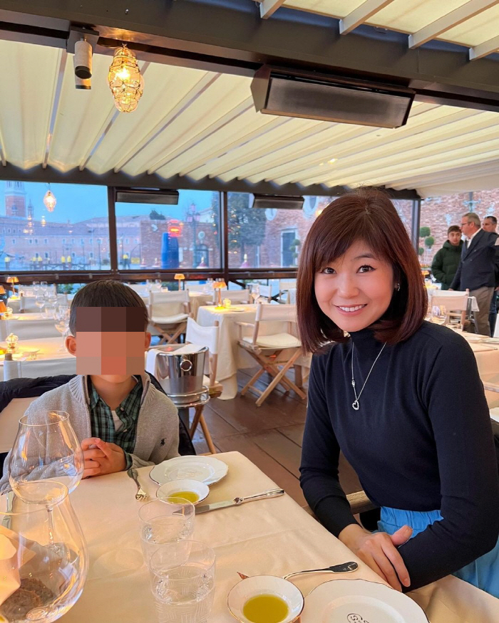 '금융맨♥'강수정, 가족여행도 럭셔리하네…이탈리아서 한 달 여행