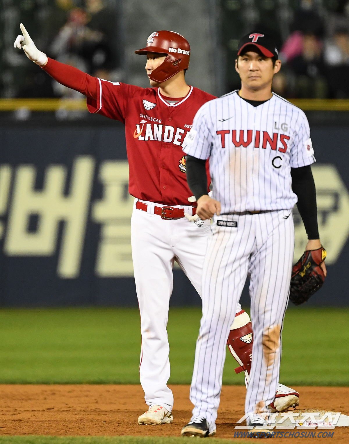 "볼보이분도 많이 당황하셨을텐데..." 타점 1개 날아갔지만 의연했던 히…