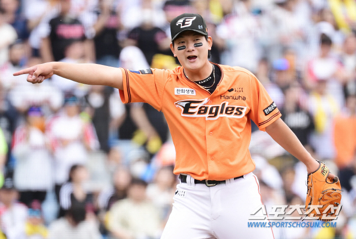 [인터뷰] "선발로 던지고 싶다" 마무리 지망 한화 김서현의 사고전환, …