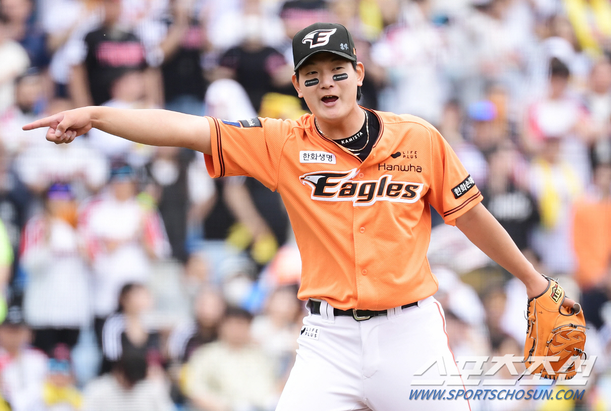 [인터뷰] "선발로 던지고 싶다" 마무리 지망 한화 김서현의 사고전환, …