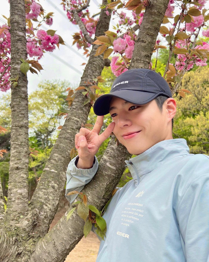 잘생김 묻은 박보검, 이래서 얼굴 천재 하는구나