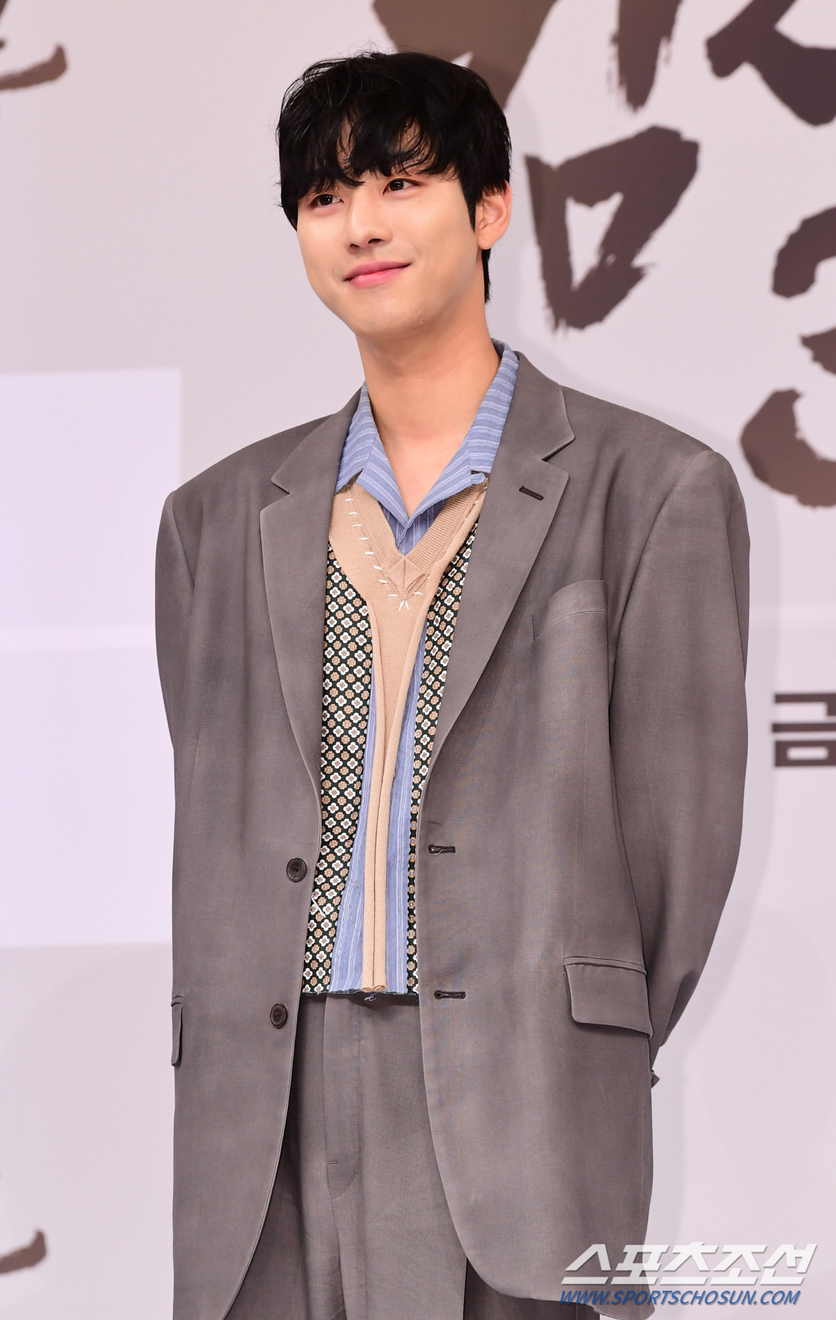 [SC현장] "더 커진 스케일"…'김사부3' 한석규X안효섭X이성경, 돌담…