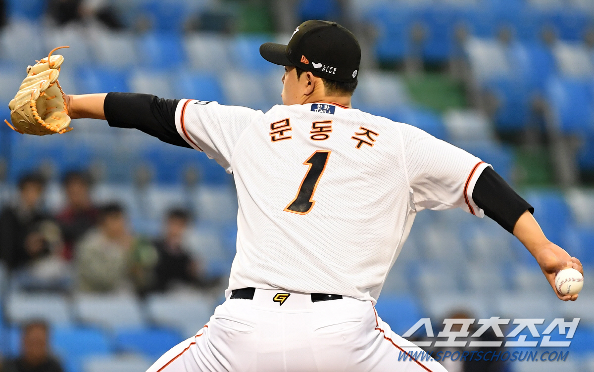 [부산현장]16.2이닝 던지고 휴식중 문동주 재가동, 30일 NC전 시즌…