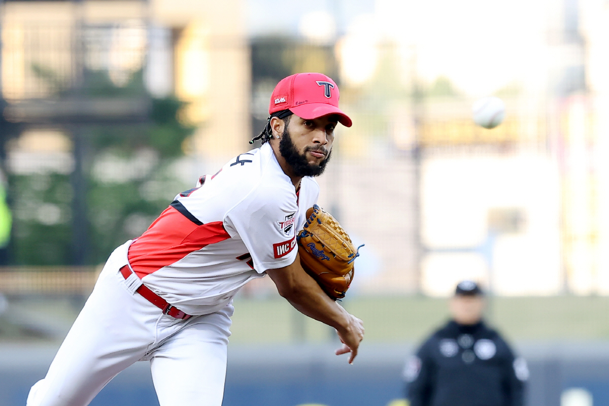 "5회만 채워주길" 한숨 들렸나, 8이닝 무실점 쾌투…3연패 외인의 반전…