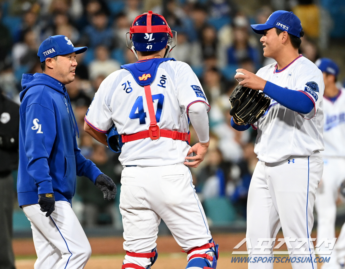 "김성윤 호수비, 이승현 어깨 가볍게 했다" 이승엽 감독과 첫대결 먼저 …
