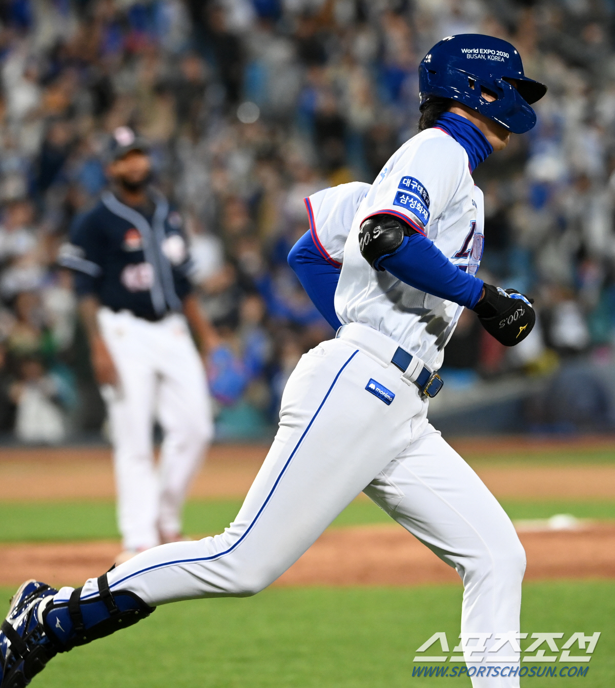 "설명할 수 없는 감정이 들었다" '영웅'과 '스승' 앞 선제 결승포, …