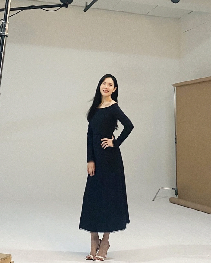 '현빈♥' 손예진, 출산후 미모 완벽 복귀..D라인 싹 사라진 근황