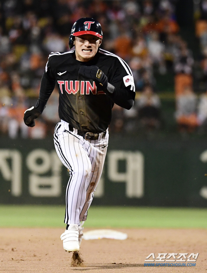 '예고' 도루가 숙명인 연봉 4800만원 게임체인저 "견제 많이 하면 더…