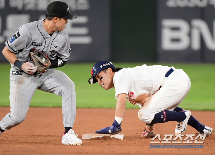 "다이내믹한 에너지를 불어넣는다" 눈앞에 다가온 선두권 경쟁, '3위' …