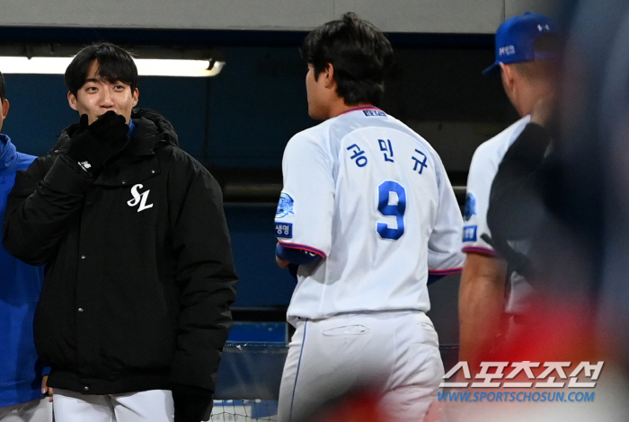 '뷰캐넌 폼 미쳤다' 만루위기 넘긴 에이스 포효에 입틀막 감탄, 덕아웃 …