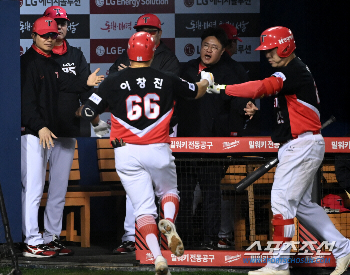 '이창진 결승 희플' 우중혈투 KIA가 웃었다! 연장 혈투 끝 LG 4대…