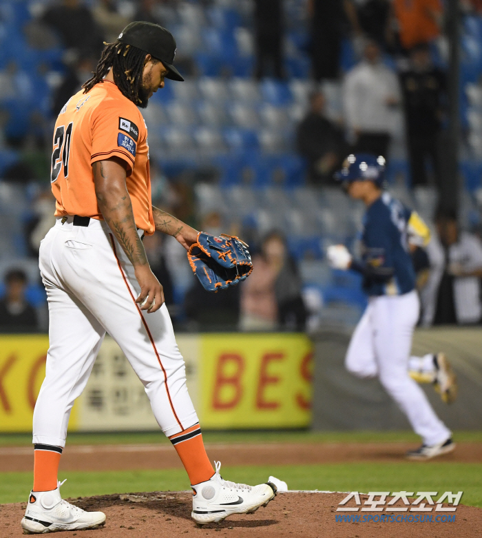 2년을 준비했는데 오히려 뒷걸음질, 임계점에 다다른 한화, 이대로 가면 …