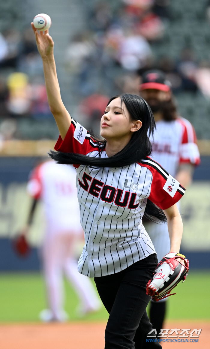 (여자)아이들이 찾은 잠실구장, 이틀 연속 매진. KIA-LG 3연전 7…
