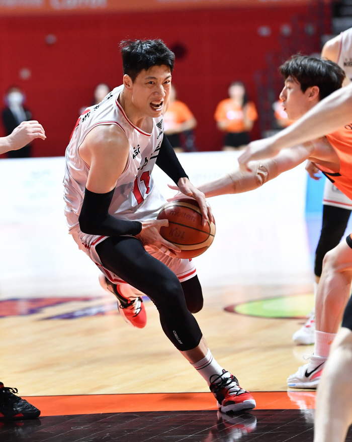 KGC 챔피언의 모든 역사 '라스트 디펜스' 양희종 "그 어느 때보다 우…
