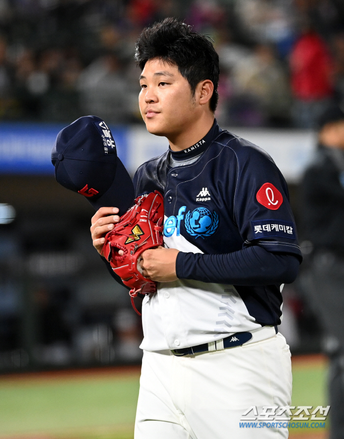 '친정팀 상대 복수심 활활' 스트레일리→한현희, 선수가 자청한 선발교체 …