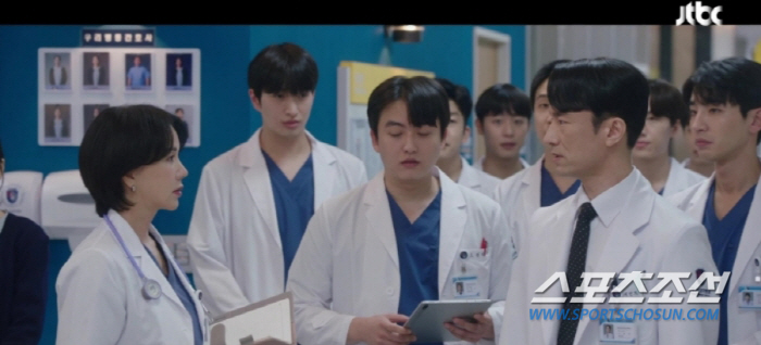 [이정혁의 수다톡톡]'닥터 차정숙', '명랑 드라마'인줄 알았는데 '막장…