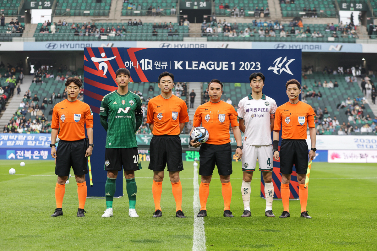 [김성원의 센터서클]'우승 DNA의 함정' 베테랑마저 길 잃은 전북 현대…