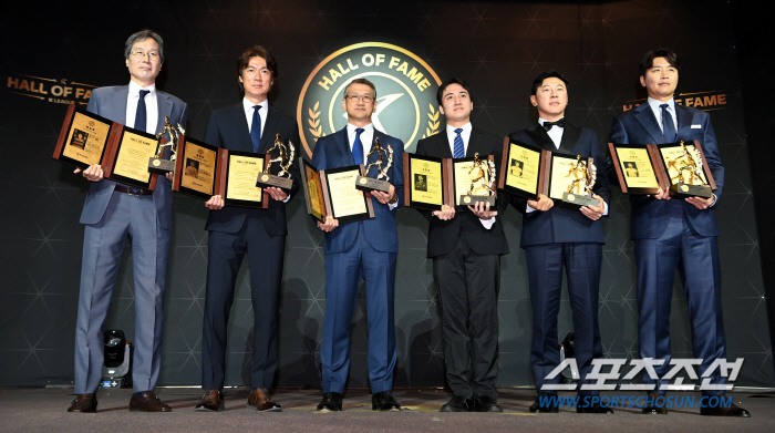 '이동국→신태용→홍명보→최순호→김정남→박태준' 추억+감동+눈물이 물결친 …