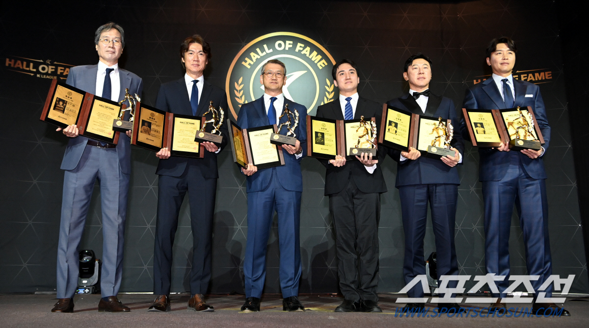 '이동국→신태용→홍명보→최순호→김정남→박태준' 추억+감동+눈물이 물결친 …