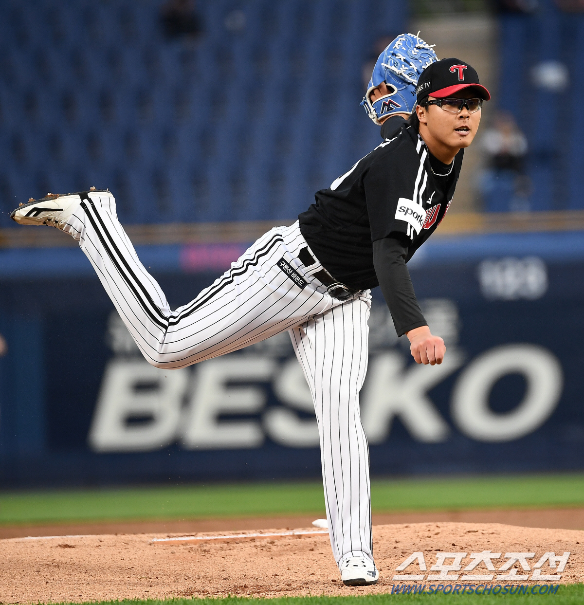 대체 선발의 속이 뻥뚫리는 145km 5이닝 1자책 반전투. 일요일에 한…