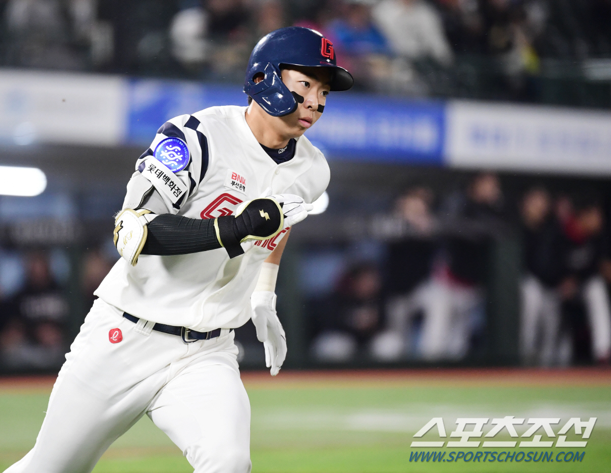역대급 신인왕 레이스, '거물급 루키+급성장 2,3년차+제2의 이정후'까…