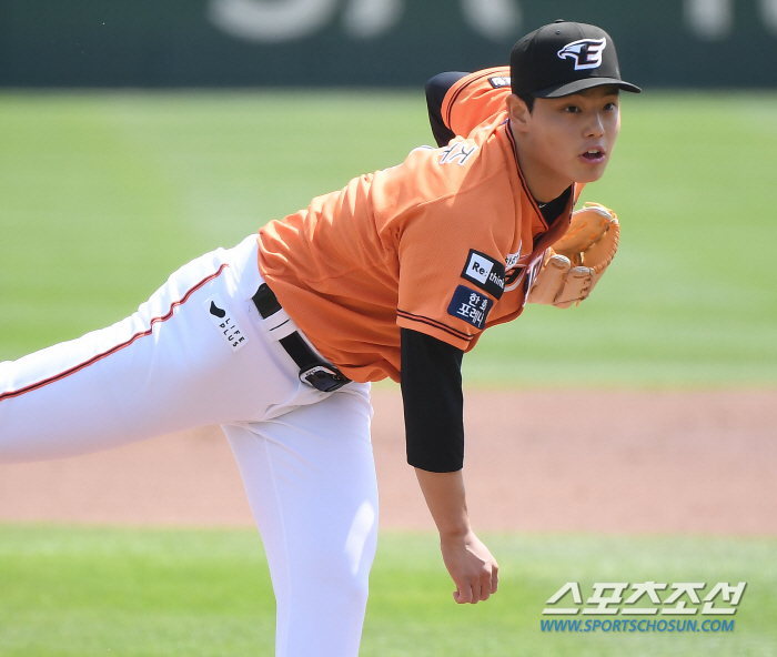 100%였는데... 박세웅 부진, 고우석 부상. 흔들리는 AG 핵심 멤버…
