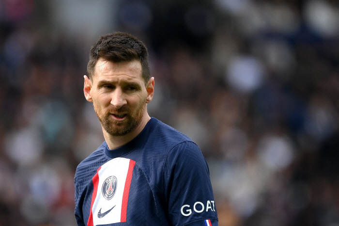 무단 이탈하고도 사우디서 해피 메시-'징계와 항의' 극대노한 PSG, 결…