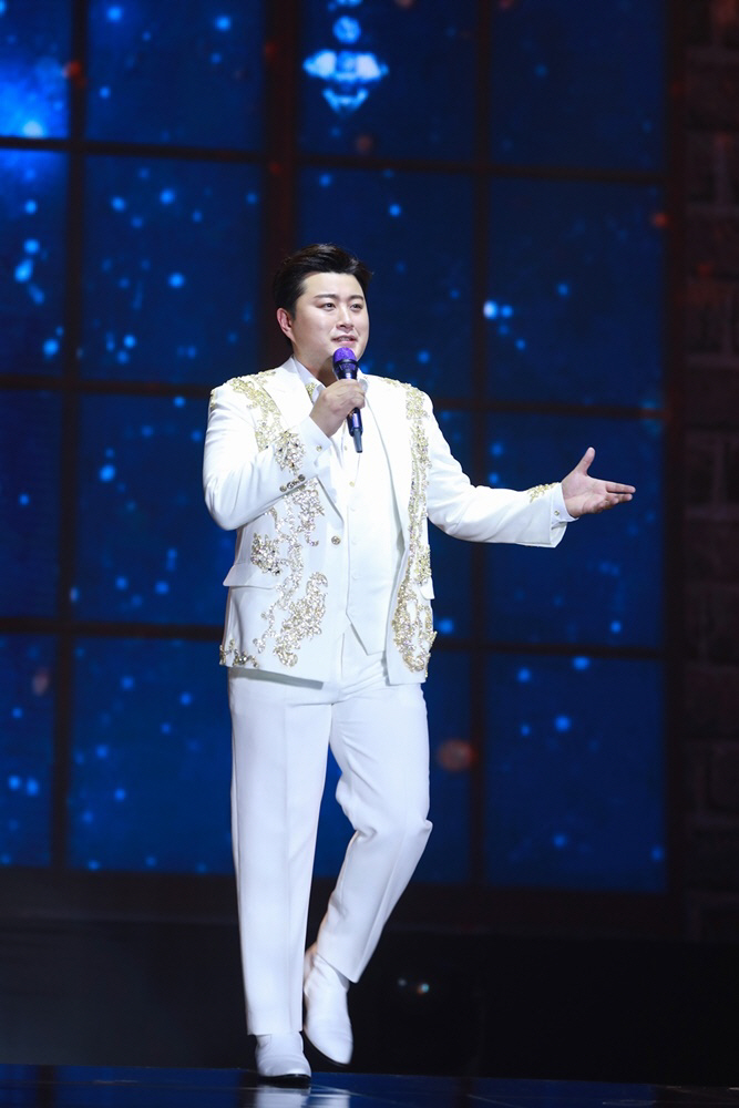 김호중 '미스터트롯' 활약상, 오늘(4일) '영웅탄생기'서 다시 본다 […