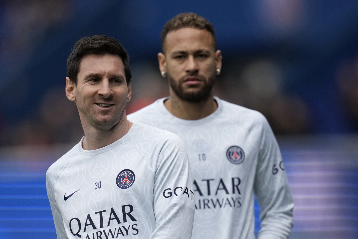 '이제부터 순혈주의' 메시-네이마르에 실망한 PSG, '쇄국정책' 가동하…