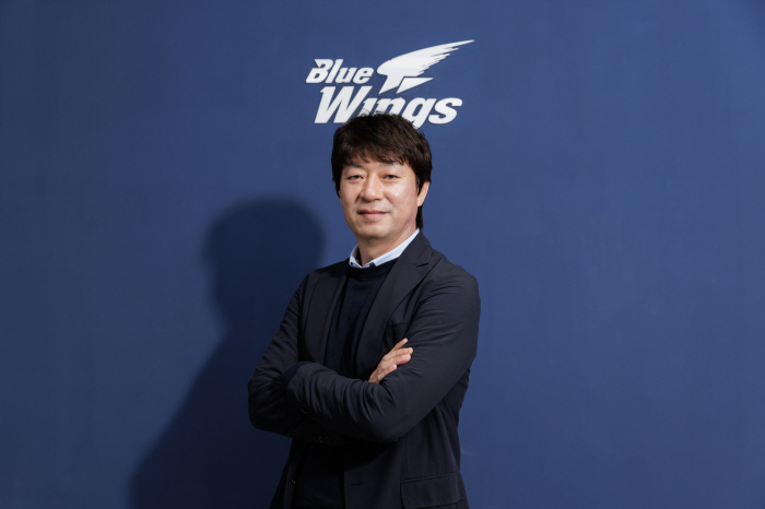[공식발표]김병수, 수원 삼성 8대 사령탑 선임 "다시 특별해질 수 있을…