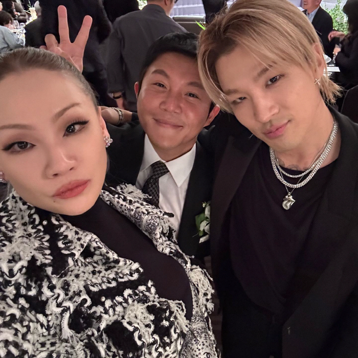 양현석은 어디에?…'前 YG' 세븐 결혼식, 빅뱅→투애니원 다 모였네
