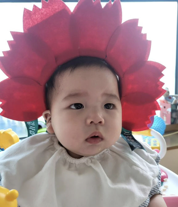 제이쓴, 子 똥별이와 첫 어버이날..."나도 카네이션 받고 싶다"