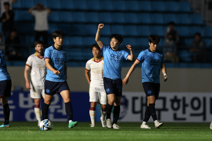 [대구 현장]포항 마법에 걸렸나, '대팍 징크스' 못깼다, 대구와 1대1…