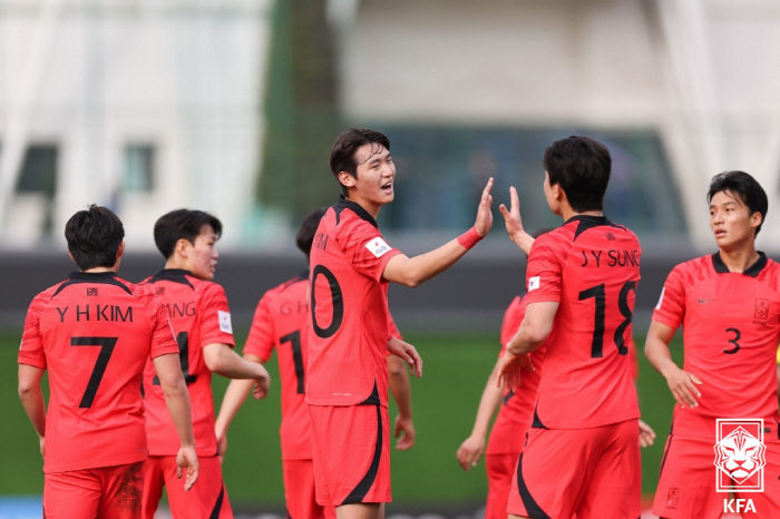 2004년생 '대형 센터백' U-20 WC 출격, 성남FC 김지수 "오랫…