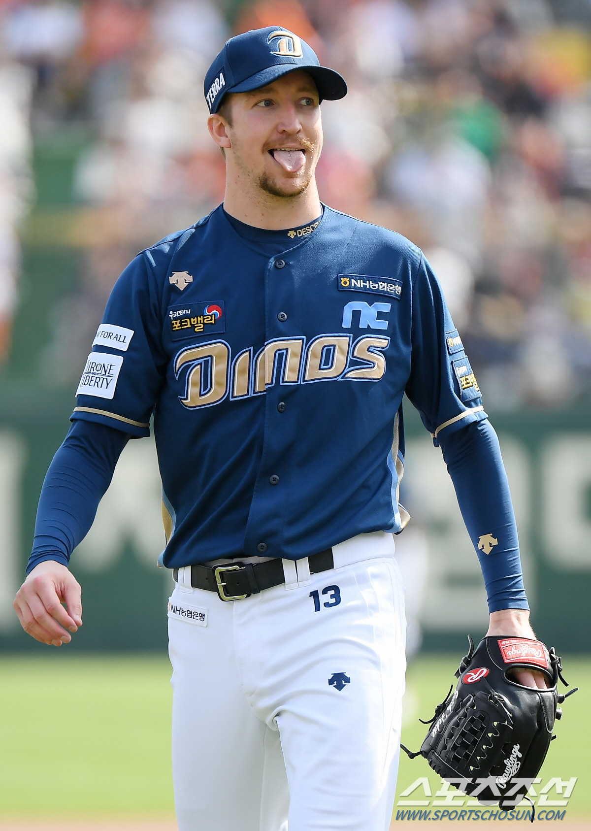 '이게 롯데팬들의 폭발력인가' 팬들이 나균안 MVP 만들었다