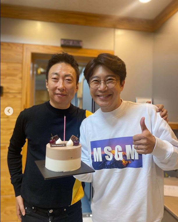 박명수 "가정의 달, 딸과 주지도 받지도 않기로"(라디오쇼)
