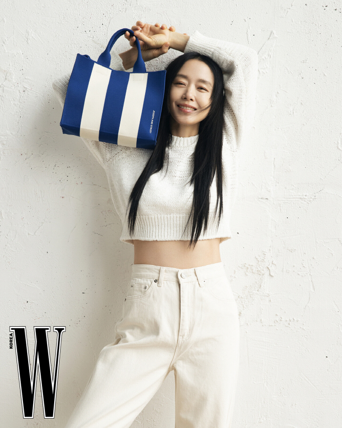 '51세' 전도연, 20대 리즈 시절 완벽하게 재현한 '닮고 싶은 언니'…