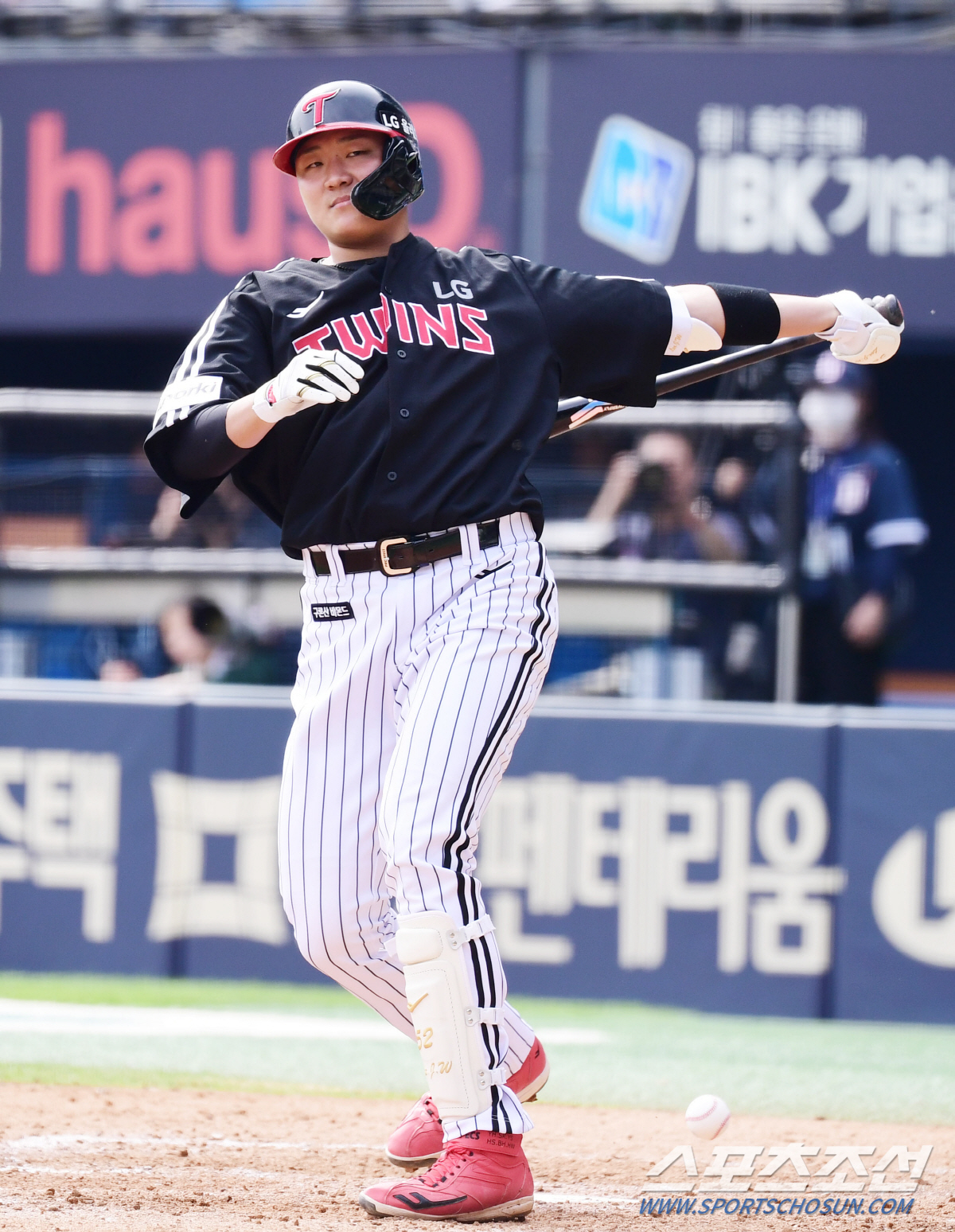 '벌써 7개' 65억 포수 홈런 1위, 염갈량 조언 덕분? "파울홈런은 …