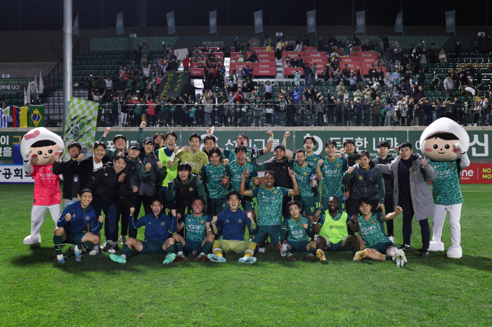 "1위와 5위의 승점 차는 단 3점" K리그2, 이대로면 역대급 승격 전…