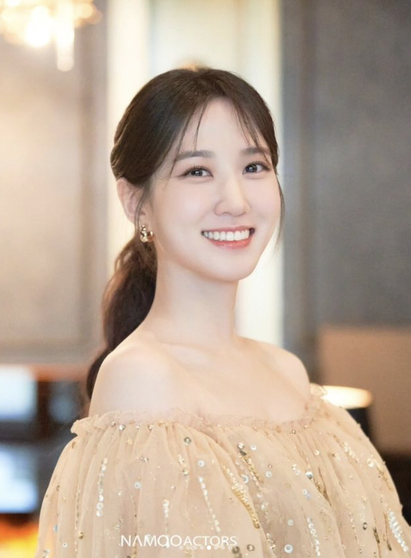박은빈 '백상' 비하인드샷 직접 공개..'김갑수 저격' 극복한 대상의 품…