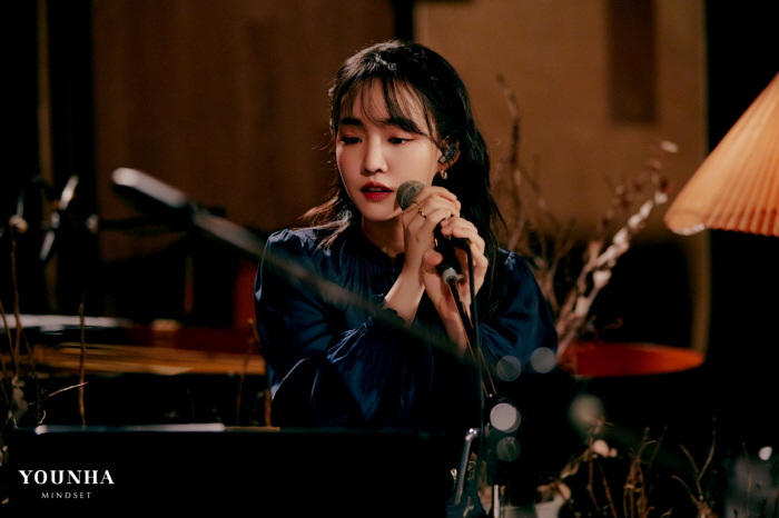 윤하, 오늘(10일) 스튜디오 라이브 앨범 'MINDSET' 발매…명곡+…