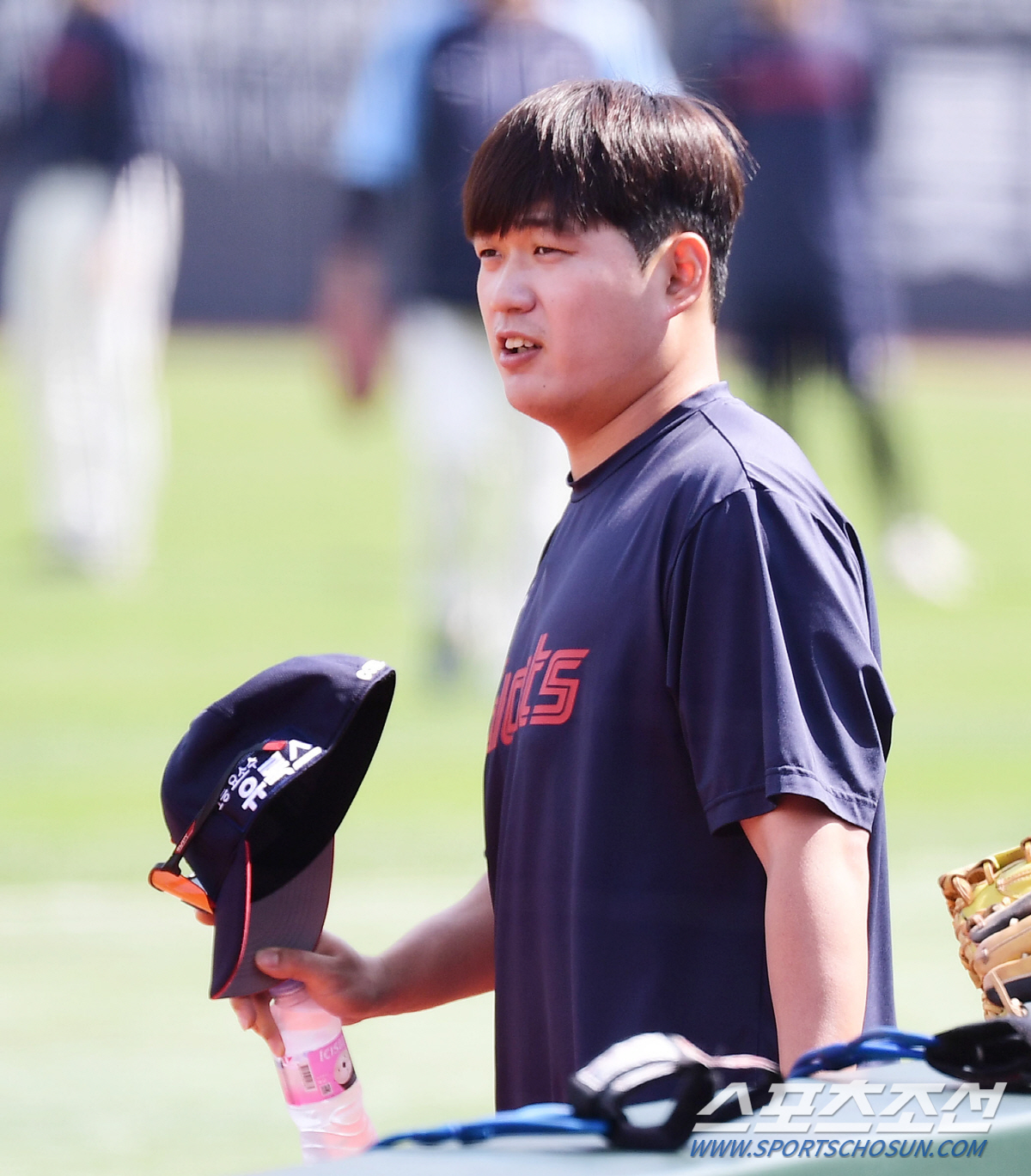 김진욱, 롯데 자체 4월 MVP 영예…나균안 구승민 안권수 유강남 수훈