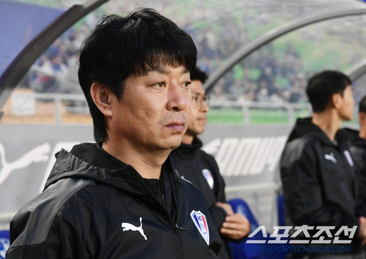 [현장리뷰]백승호 멀티골 전북, '병수볼 21초 만에 붕괴' 수원 삼성 …