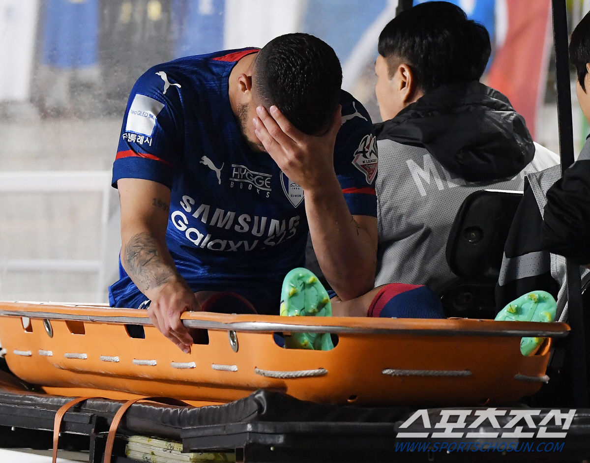 [현장리뷰]백승호 멀티골 전북, '병수볼 21초 만에 붕괴' 수원 삼성 …
