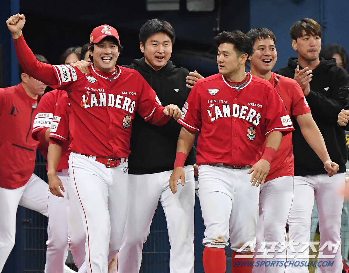불펜 ERA 압도적 1위…약점이었는데, 왜 이렇게 잘 풀리지?