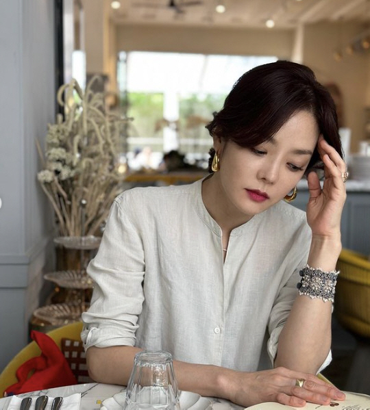 채림, 싱글맘+아들 키우며 '미모 다 잃었나' 했더니…걱정 무색한 '여배…