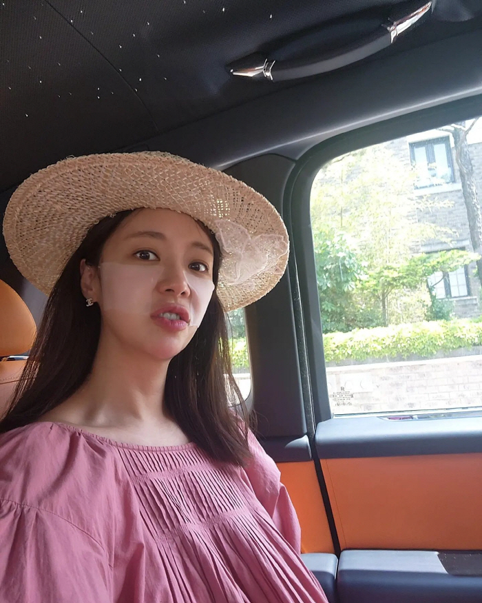 '이영돈♥' 황정음, 다이어트 성공 효과 제대로..."사진발 잘 받네"