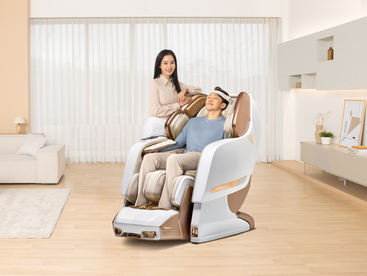 바디프랜드 안마의자 판매량↑…어버이날 '특수'