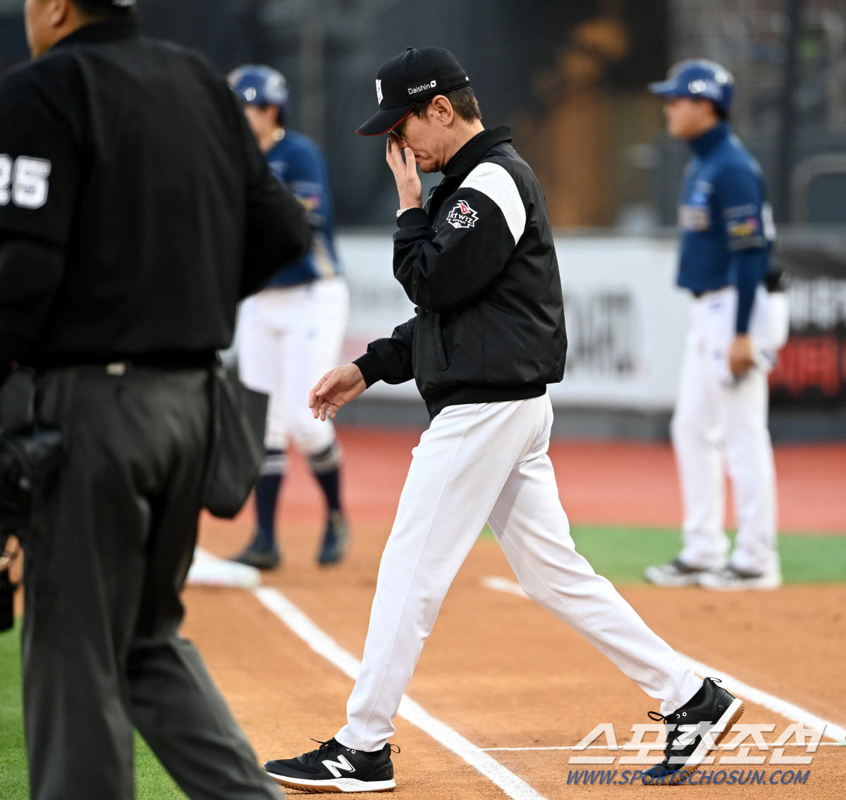 "수원 악몽 때문에…" 9회 4점 리드도 불안, 극한 시즌-무한 변수..…